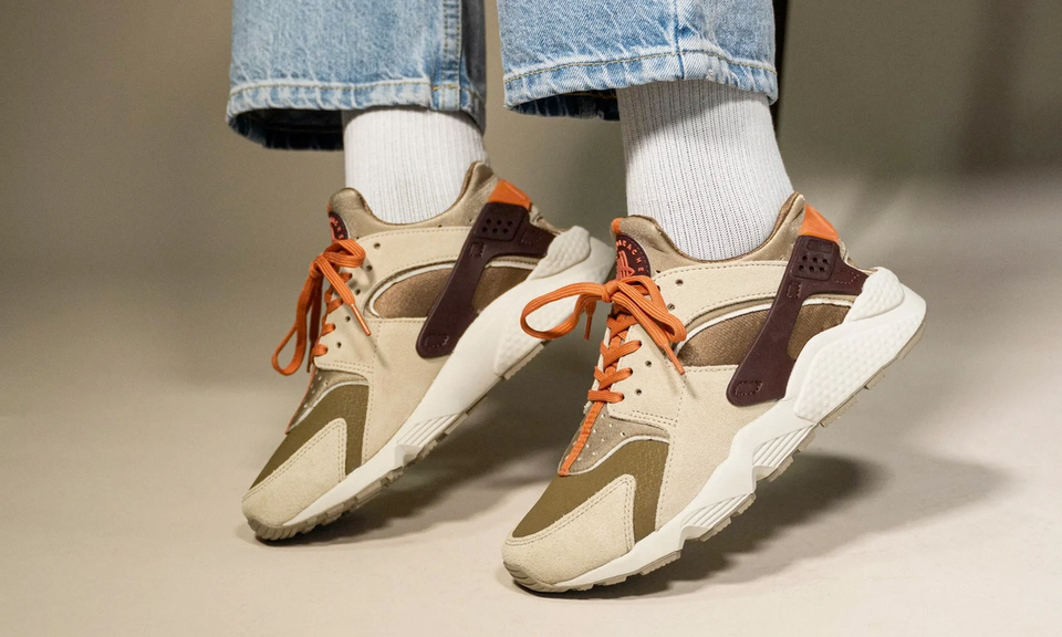 frye huarache sneakers