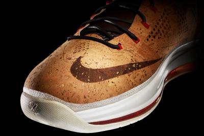 Nike Sports Wear Lebron Cork Toe 1