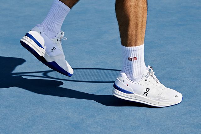 Roger Federer and On Reveal ‘The Roger’ Pro Signature Tennis Shoe ...