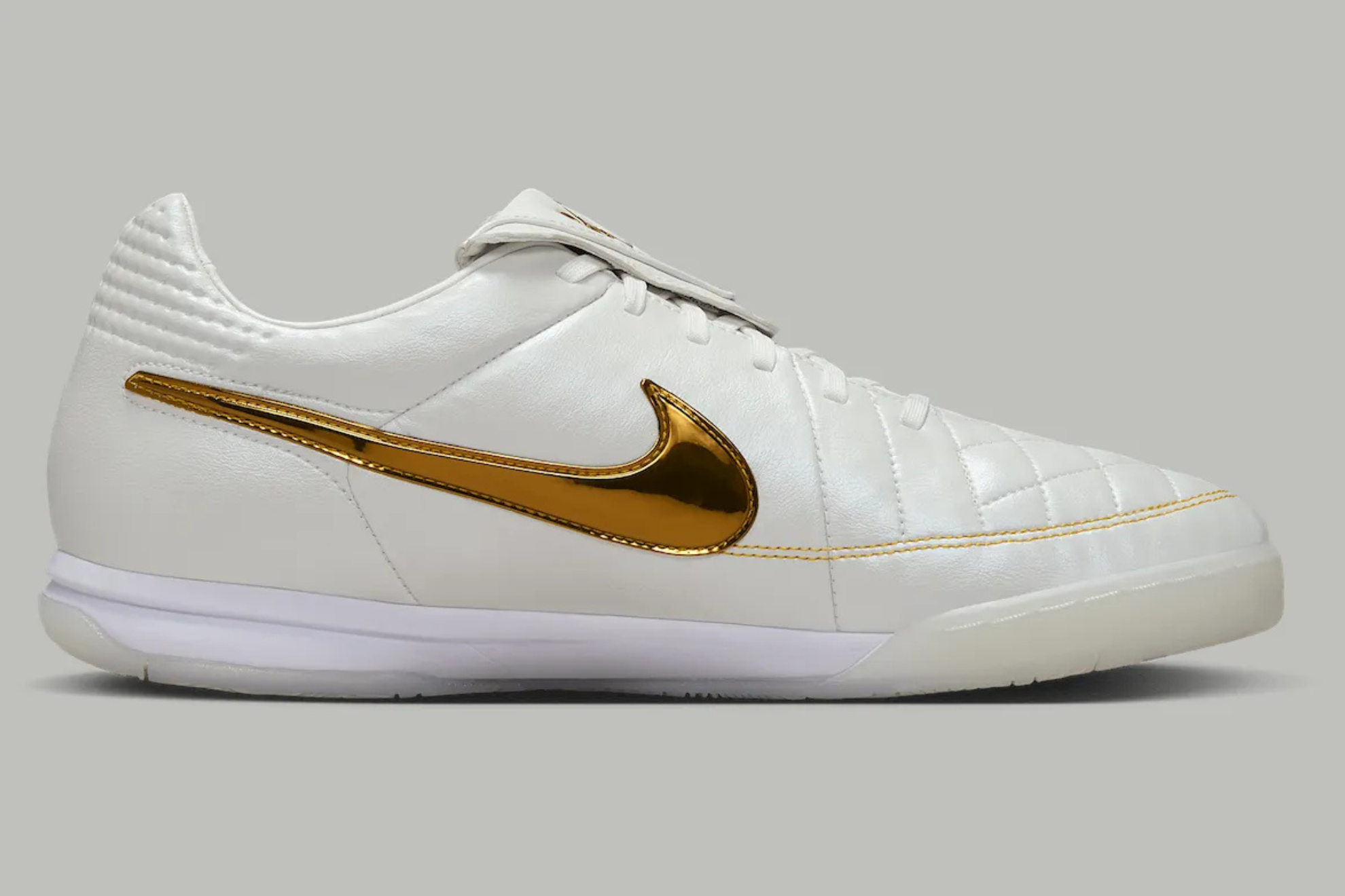 Drop Deets for Ronaldinho