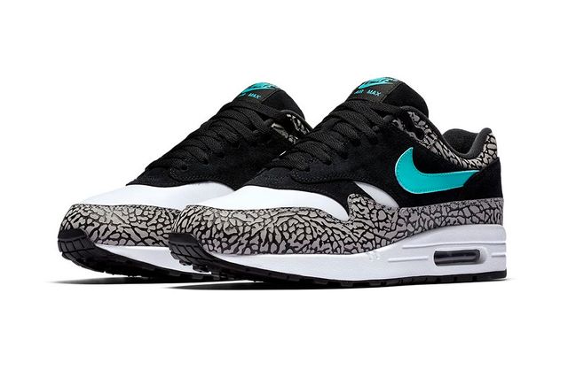 2017 nike elephant
