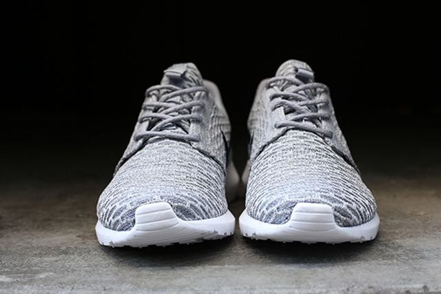 Nike Flyknit Roshe Run Grey 3