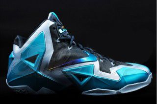 Nike Lebron 11 Gamma Blue Thumb