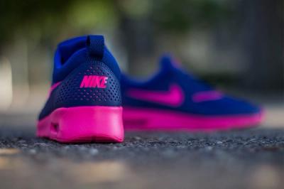 Nike Wmns Air Max Thea Deep Royal Blue Hyper Pink 2