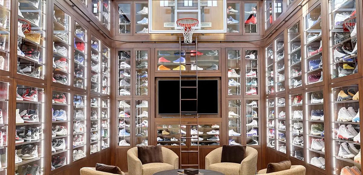 jordan sneaker room