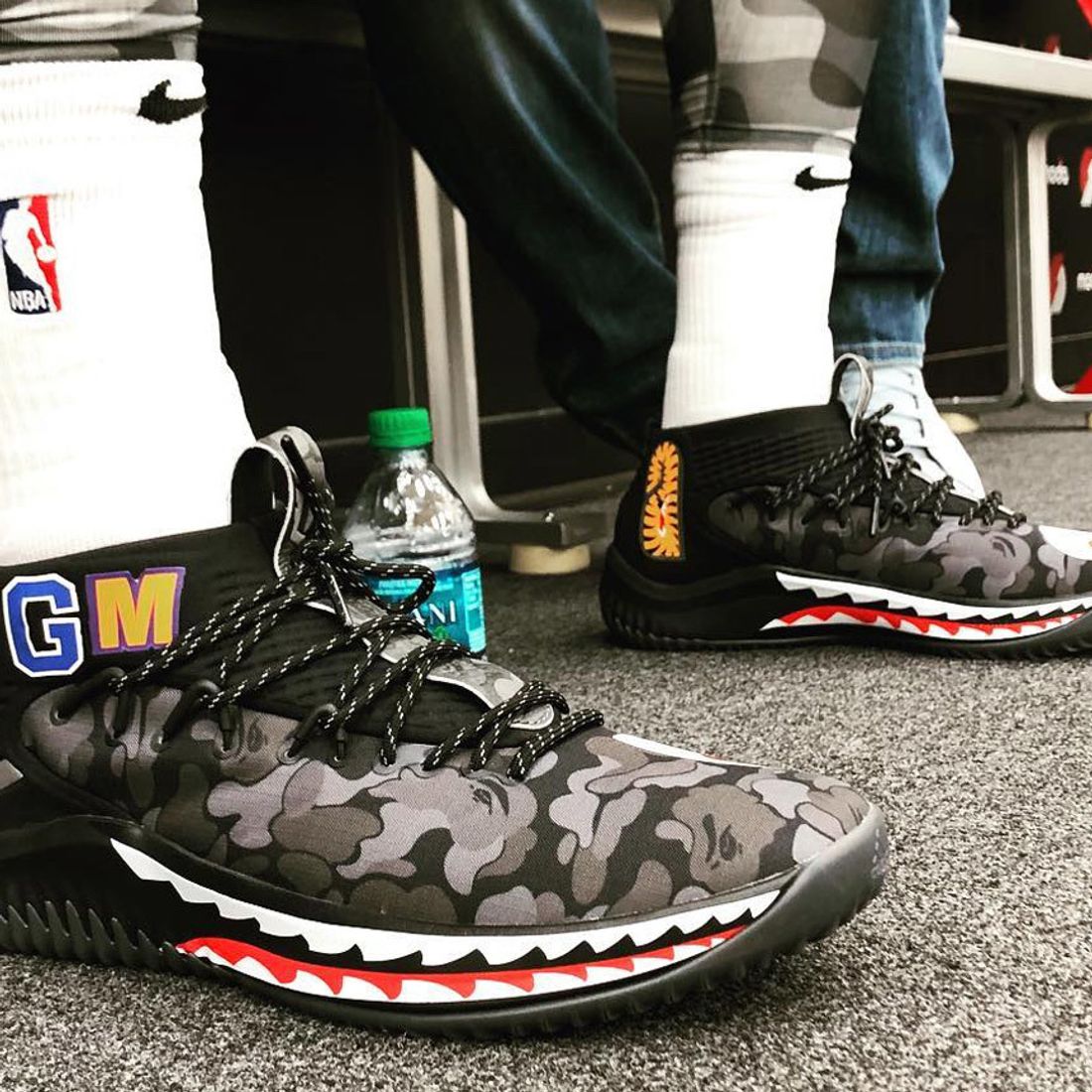 Ladder briefpapier Reflectie Damian Lillard Snapped in His Upcoming BAPE Colab - Sneaker Freaker