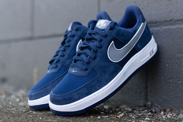 nike air force 1 mid navy
