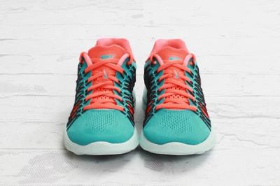 Nike Lunaracer3 Sprtturquoise Ttlcrimson Toe Profile 1