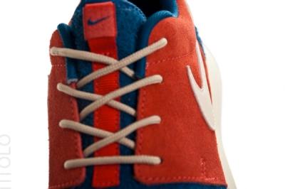 Nike Wmns Roshe Run Royal Blue Red Tongue 1