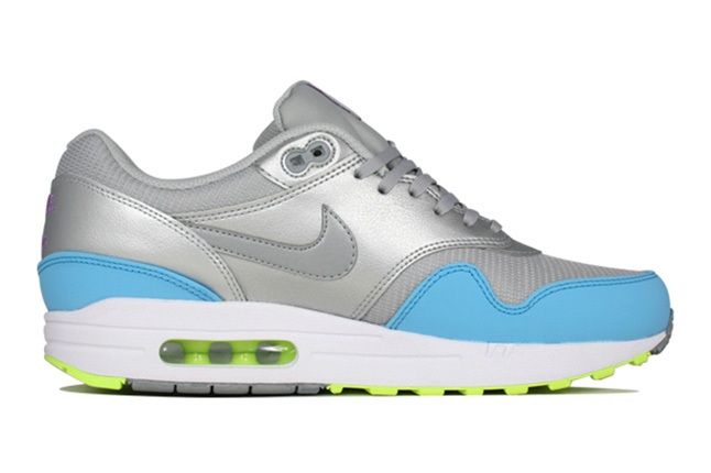Nike Air Max 1 Fb Metallic Grey Light Blue Volt Profile 1