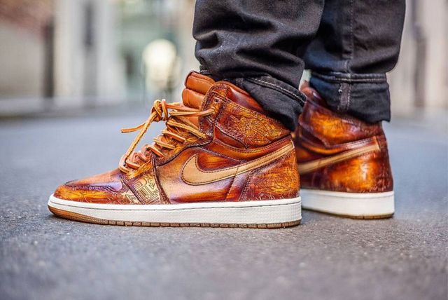 valentine nikes 2020