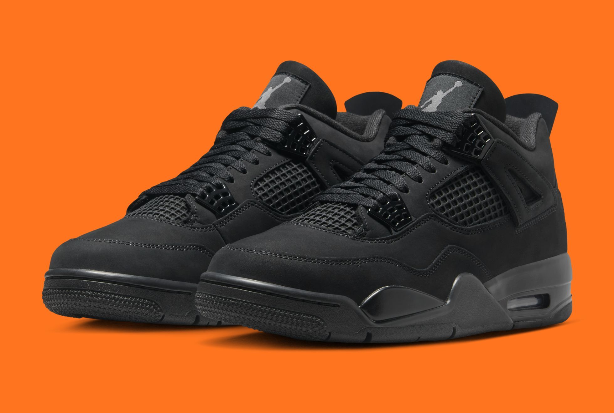 靴 Nike Air Jordan 4 \"Black Cat\" Air Jordan IV 'Black Cat' Release Date. Nike SNKRS