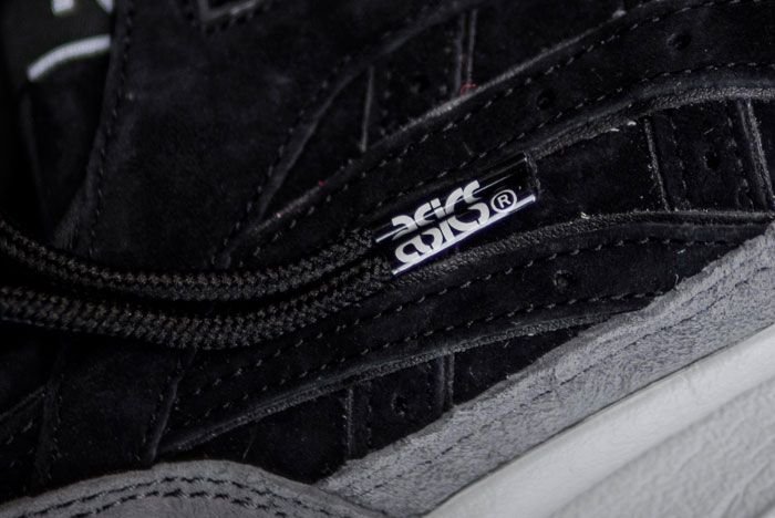asics moon crater