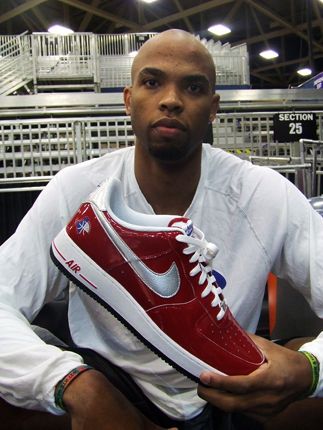 16 Taj Gibson 1