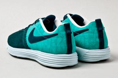 Nike Lunarmtrl Teal Heel 1