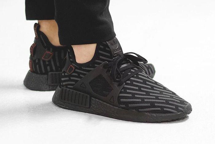 adidas nmd xr1 black and red