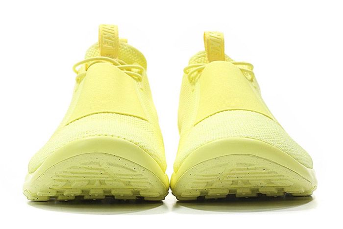 Nike Air Current Slip On Trooper Lemon Chiffon Yellow 2
