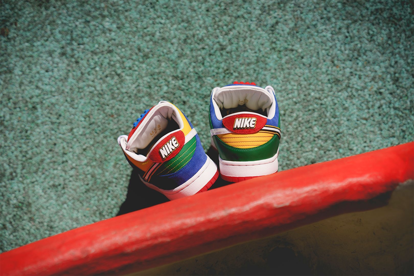 nike sb dunk low bespokeind lego