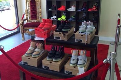Nike Air Yeezy Full Collection Auction 1