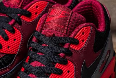 Nike Air Max 90 Crimson Black 2