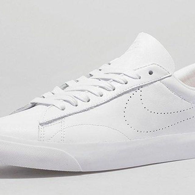 audiencia Máquina de recepción Polinizador Nike Tennis Classic Ac (White On White) - Sneaker Freaker