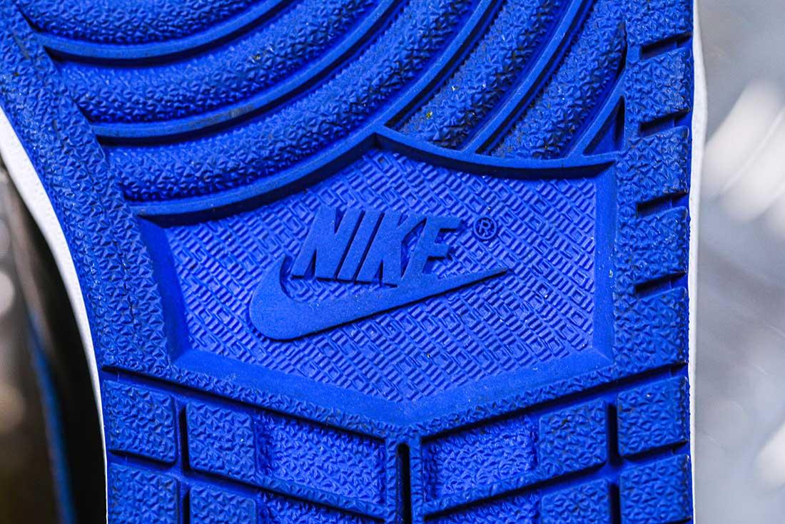 Nike Dunk Versus Footwear NIKE React Miler 2 CW7121 001 Black White Smoke Grey Comparison 21