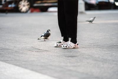 staple-x-crocs-classic-clog-sidewalk-luxe-officially-confirmed