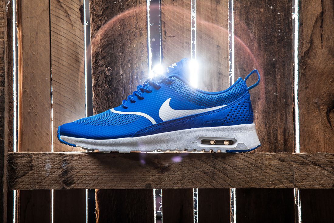 Banco desaparecer Rechazar Nike Air Max Thea Wmns (Blue Spark) - Sneaker Freaker