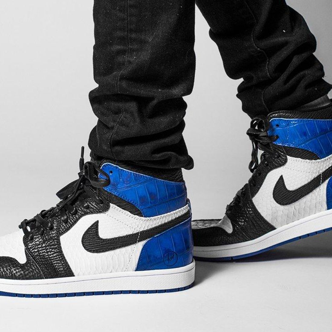 009 - An on-foot look at The Shoe Surgeon s custom Lux Fragment Air Jordan  1
