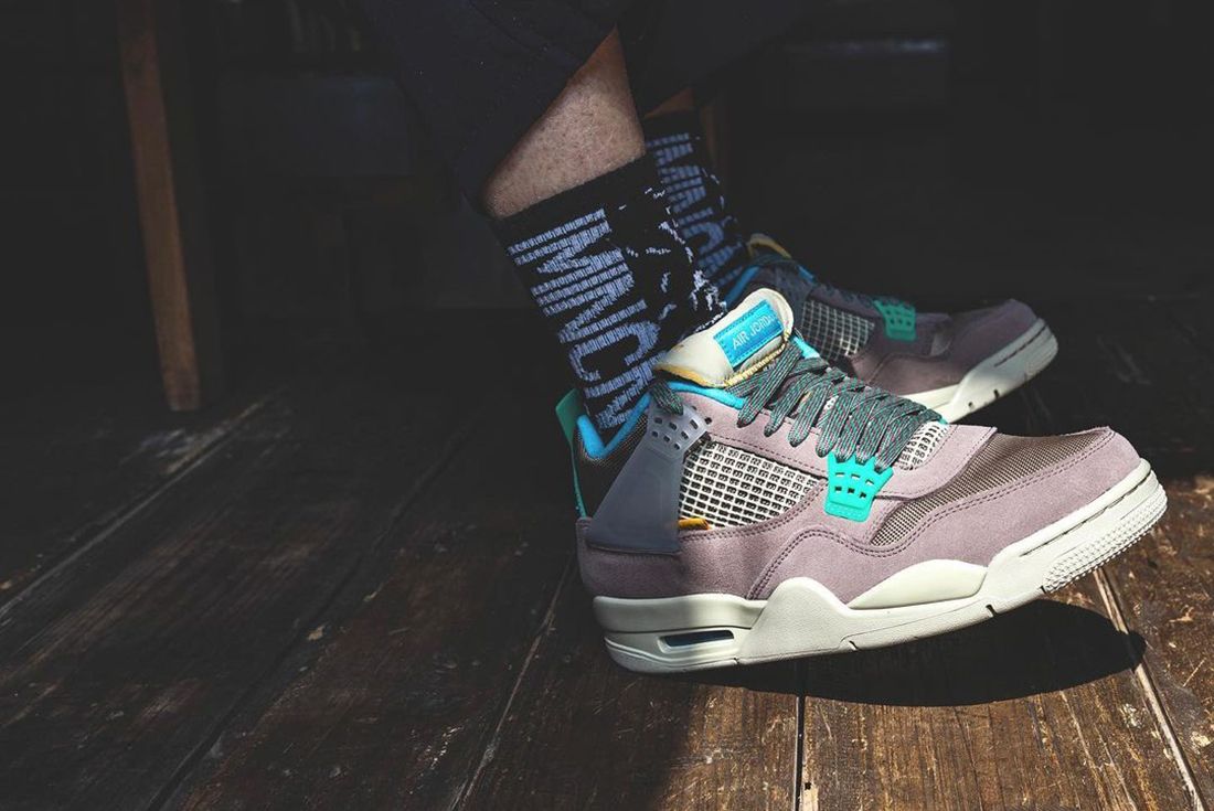 Union x Air Jordan 4 Taupe Haze