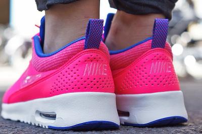 Nike Air Max Thea Hyper Pink 1