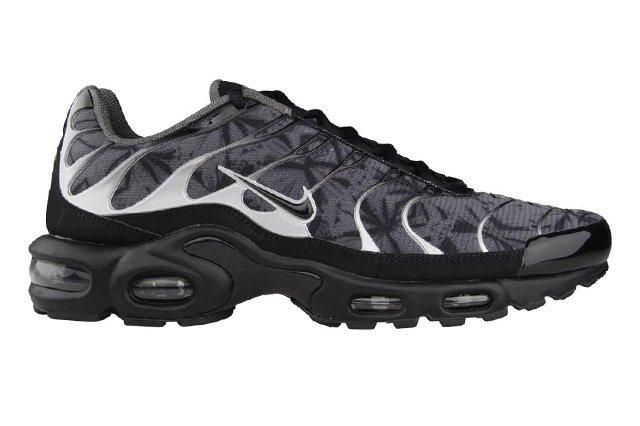 Nike Air Max Plus Black Grey Camo