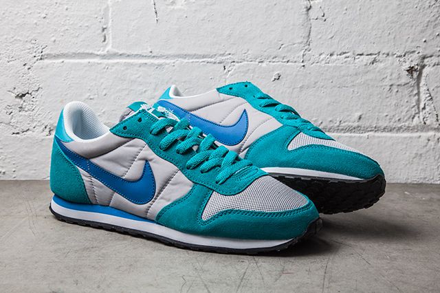Nike Sierra Sunset Turbo Green Military Blue 1