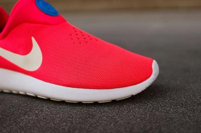 Nike Roshe Run Slip On Laser Crimson 5