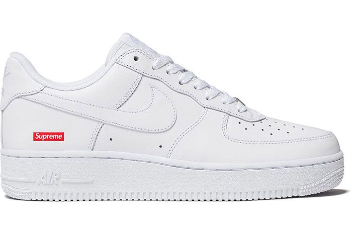 Up Close Supreme x Nike Air Force 1 Low Official Pics Releases