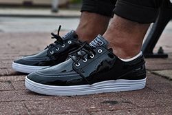 85 Ive2 X Nike Sb Linar Stefan Janoski Black White Thumb