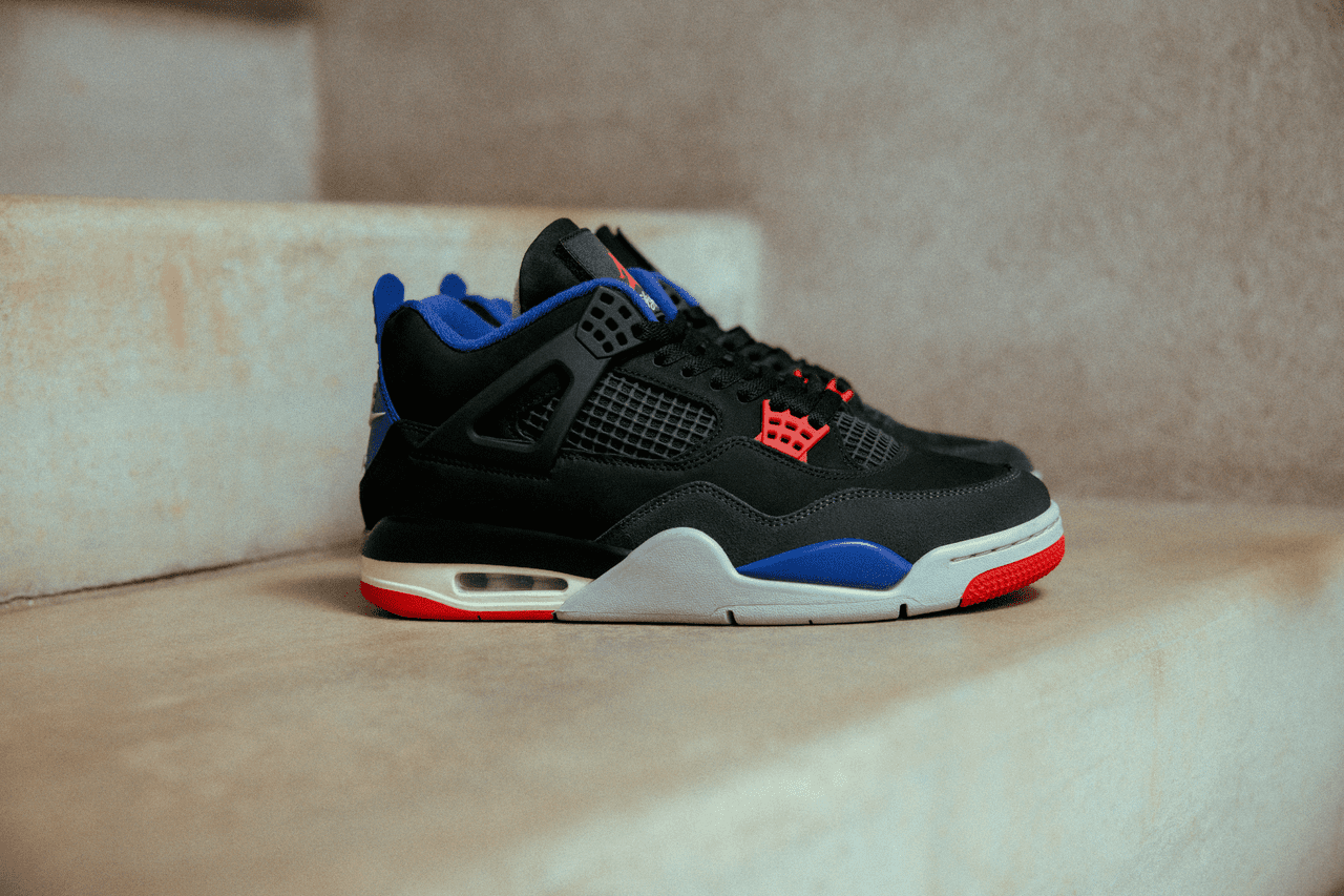 air jordan 4 'rare air' photographed on some white steps