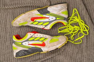 How to Safely Clean Sneakers in the Washing Machine - Sneaker Freaker