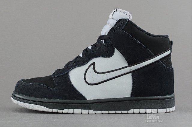 black and silver high top nikes