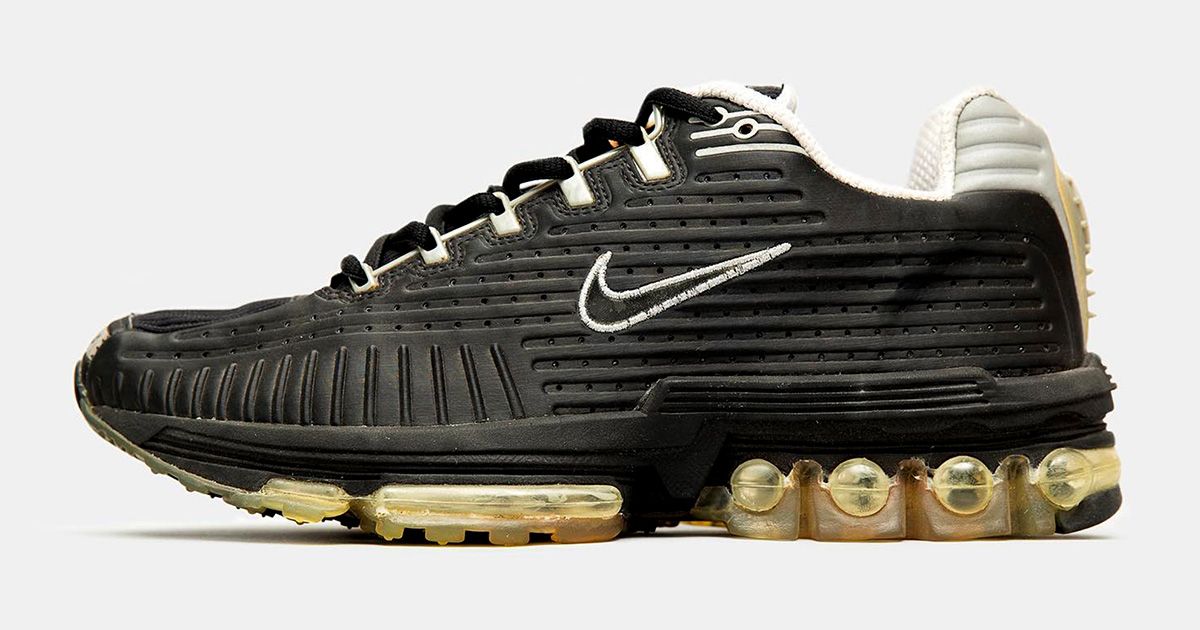 nike air max 2001 Black