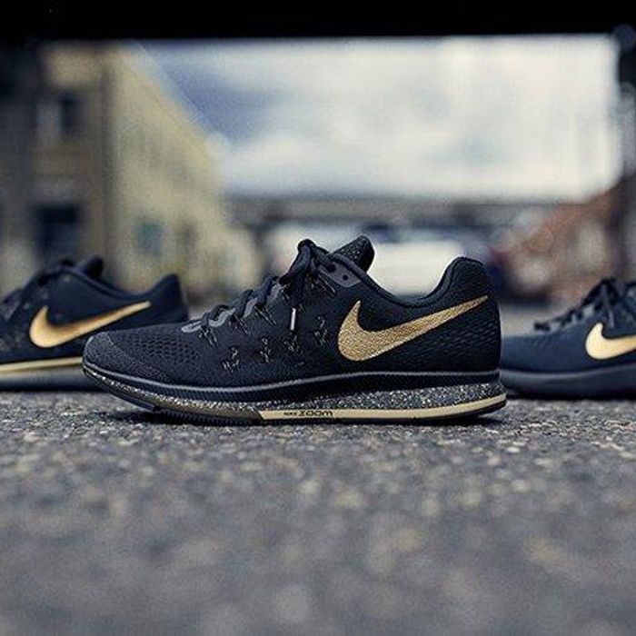 salto por favor confirmar entrada Nike Running Black & Gold Pack - Sneaker Freaker