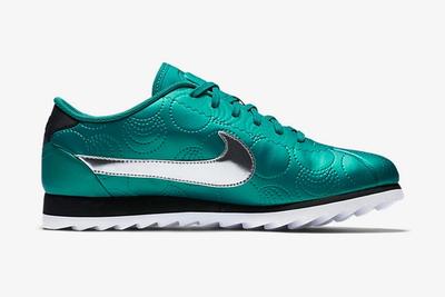 Nike Wmns City Pack 12