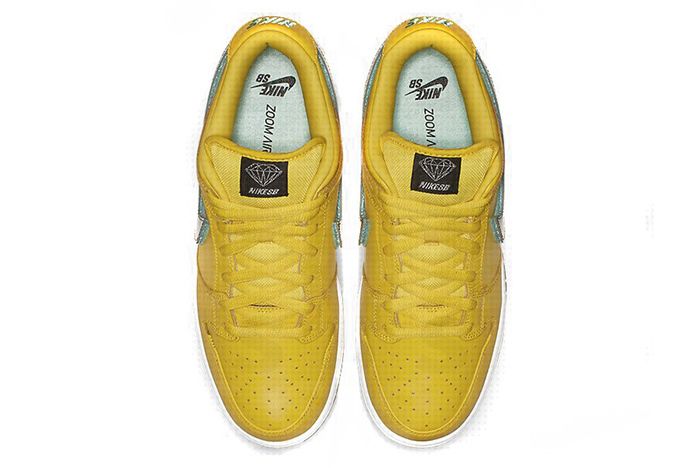 Diamond Supply Co Nike Sb Dunk Low Yellow 2
