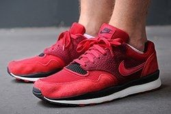 nike air safari red