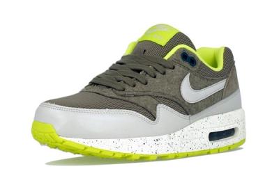 Nike Am1 Wmns Fall Overkill Delivery 7