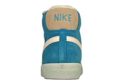 Nike Vntg Blazer Suede Blue Heel Profile 1