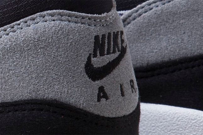 Nike Air Max 1 Grey Violet Nike Logo Heel 1