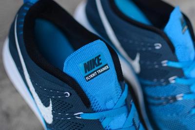 Nike Flyknit Trainer Blue Glow