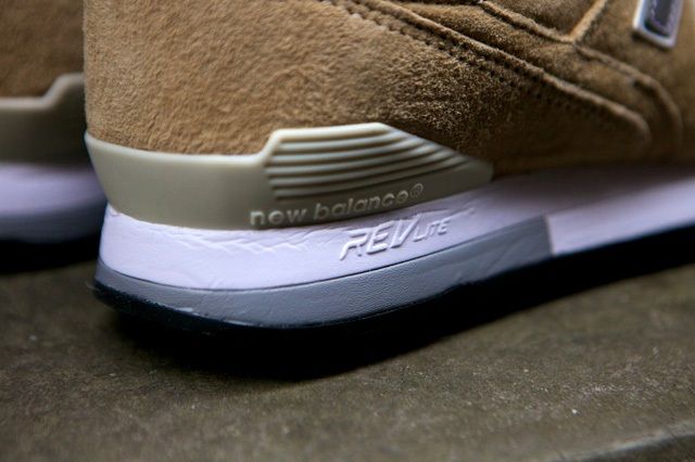 ارخص ورق جدران في الرياض New Balance 996 Revlite (Navy & Beige) - Sneaker Freaker ارخص ورق جدران في الرياض