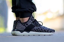 Adidas Tubular Runner Carbonblack Bump Thumb